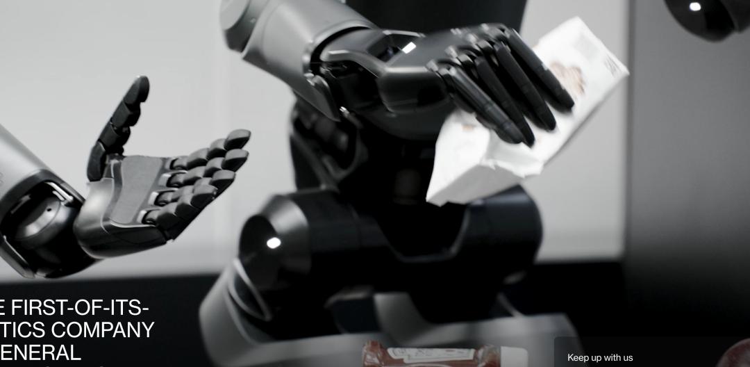 月薪 5000,我给人形机器人当「老师」