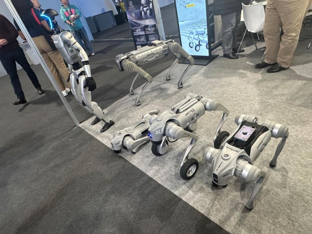 宇树机器人的商业化野心:李佳琦、马拉松和买菜
