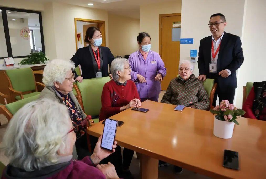 “三下乡”轮到AI,赛博“老头乐”来袭