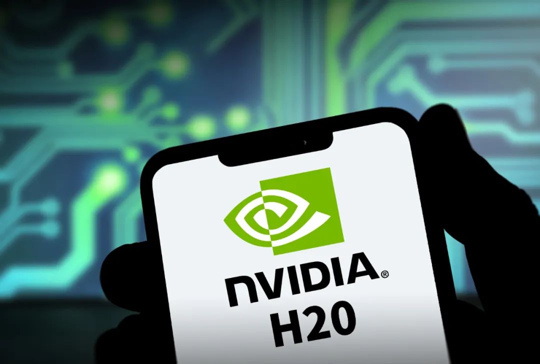 黄仁勋又来中国,这次是见梁文锋