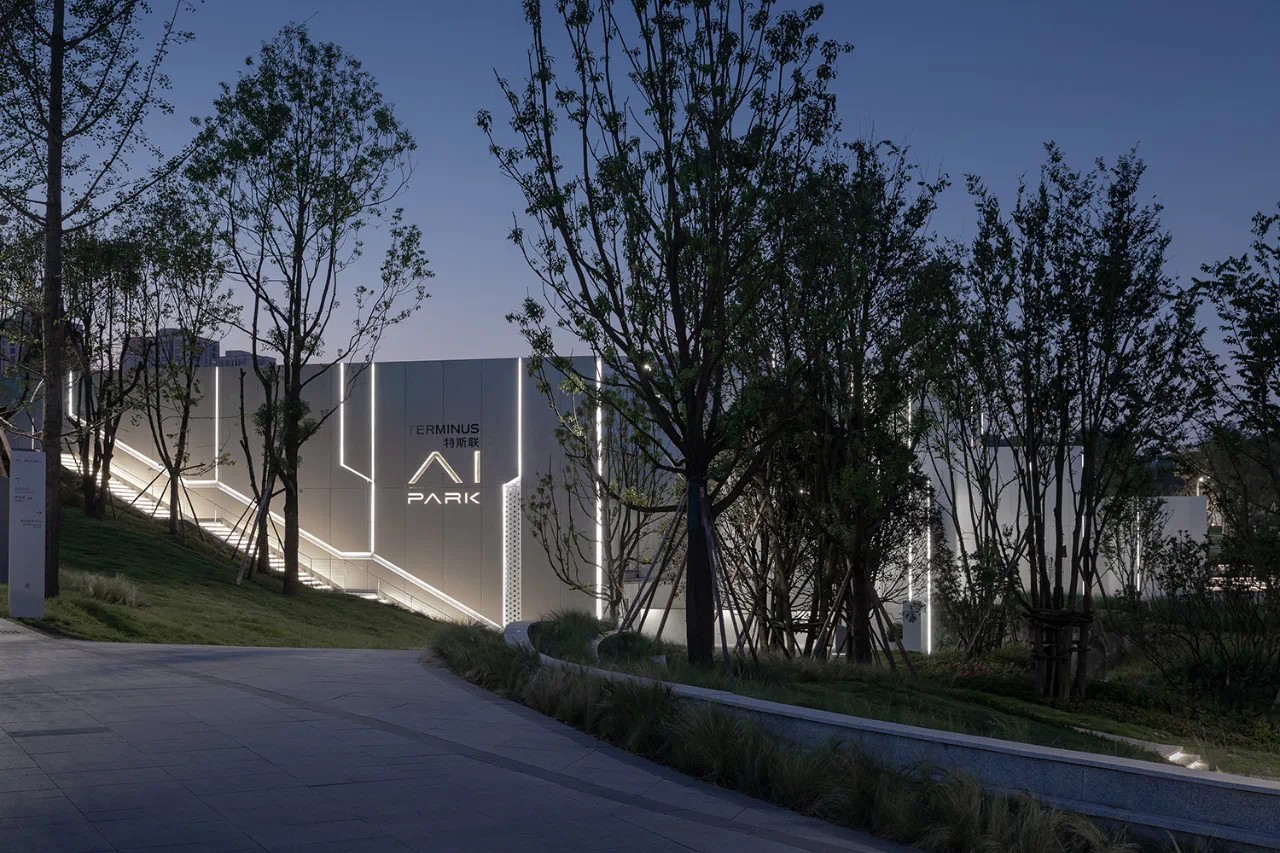 特斯联更新招股书:年营收超18亿、大涨83.2%,瞄准空间智能