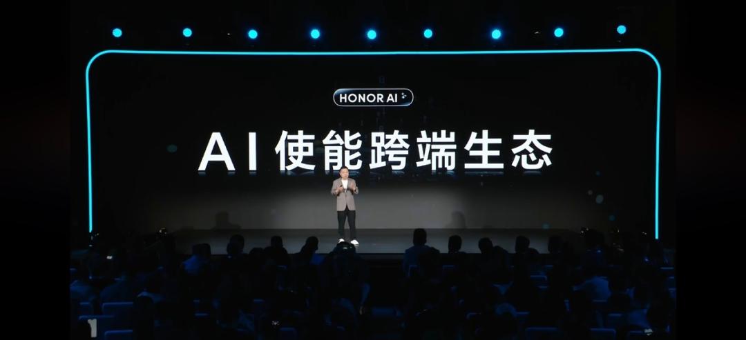 AI原生手机之战：三大阵营的对决