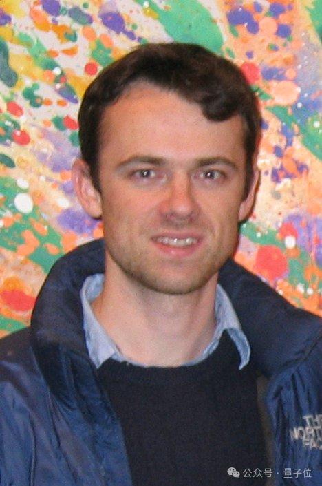 顶尖科学家Rob Fergus重掌FAIR,15万引用学者回归Meta,战略转向AGI