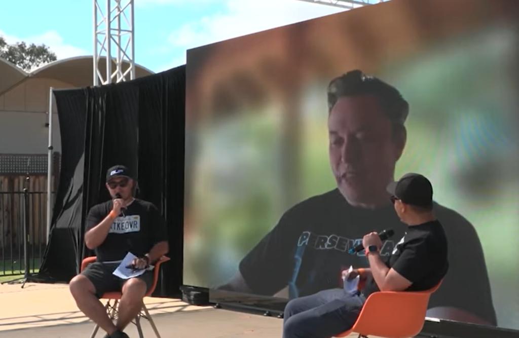 30万亿美元帝国,马斯克描绘特斯拉“终局”:核心是人形机器人、是AI,而非汽车