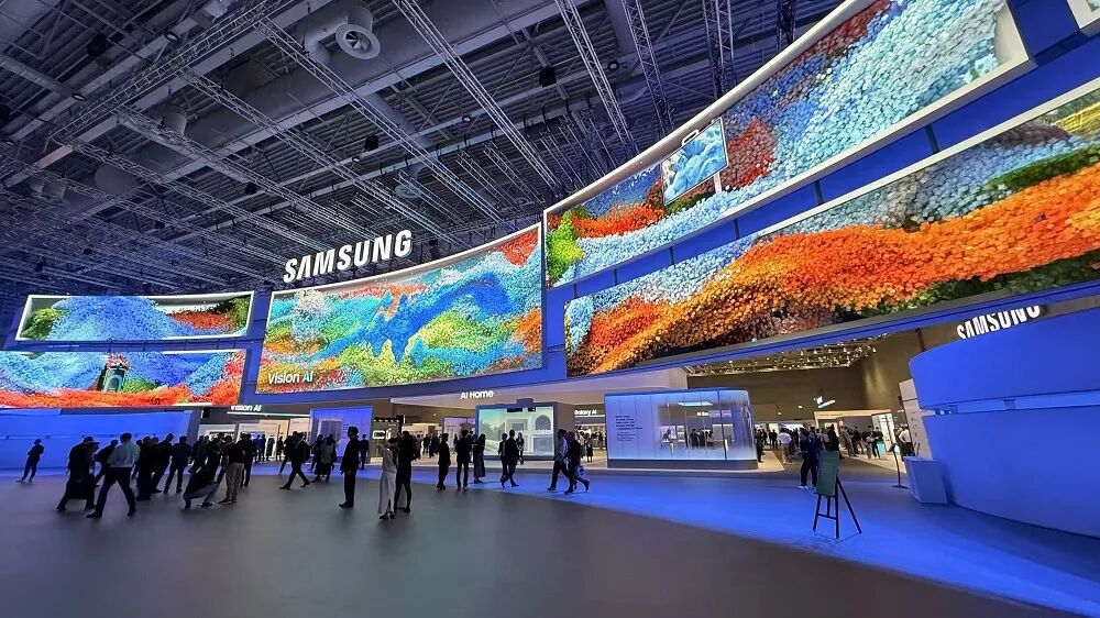 暴走IFA展会带来八大看点!宇树机器人表演秀翻老外,国产AI眼镜攻陷欧洲,“电动老头乐”也来了