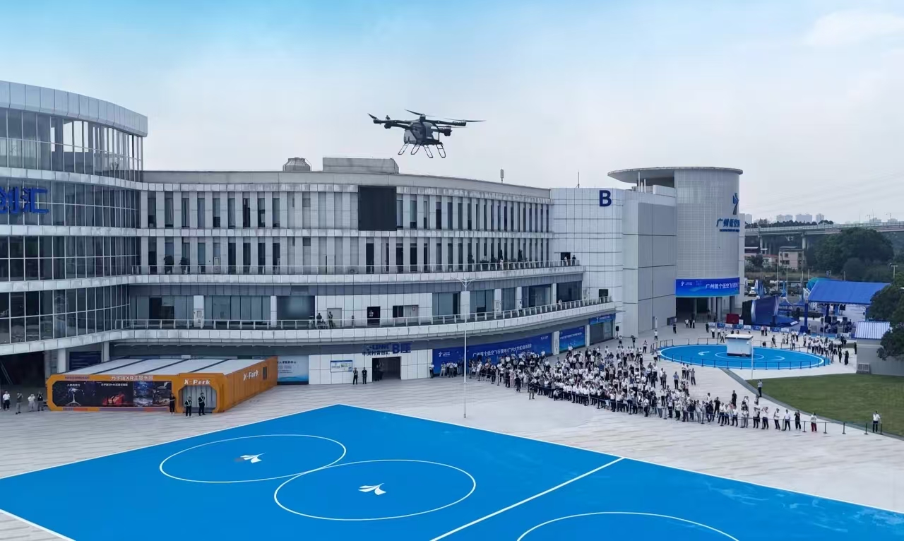 全国首家7S店开业,人形机器人加速商业化,线下体系成关键?