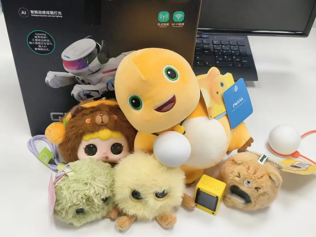 花399买华为AI玩具们陪聊结果比养娃还累,被华强北吐槽“太Low”但专供小红书女孩?