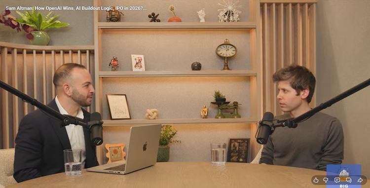 Sam Altman 最新访谈：OpenAI 想赢的不是下一次发布会，而是下一代入口