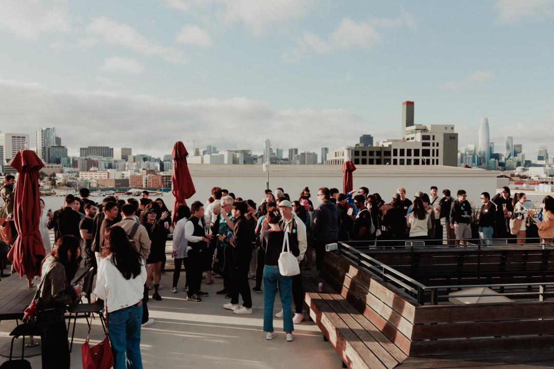 Manus数十亿美元卖身，中国AI应用的关键词只有一个“骚”