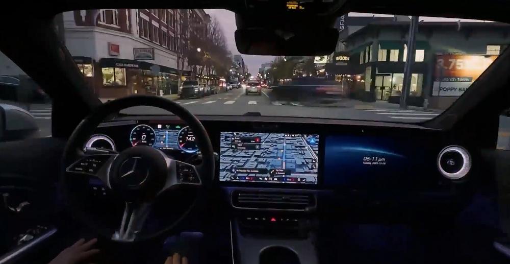 刚刚，黄仁勋一口气解密6颗芯片，召唤出最强AI超算