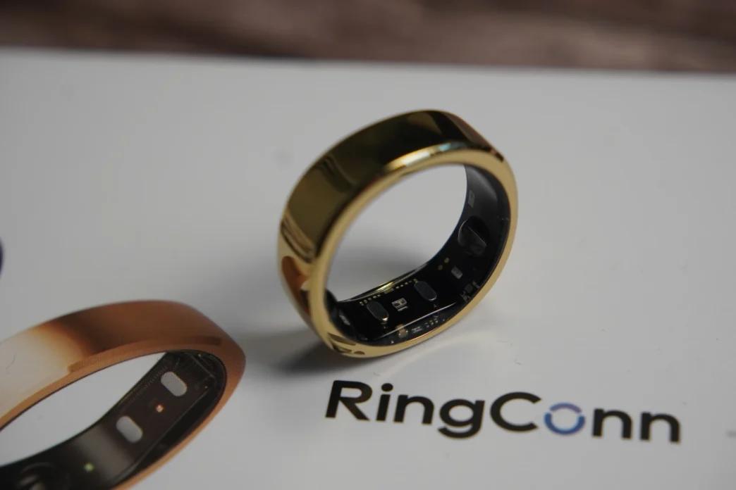 CES这些AI健康硬件太奇葩，能测尿的马桶，还有镜子能看寿命