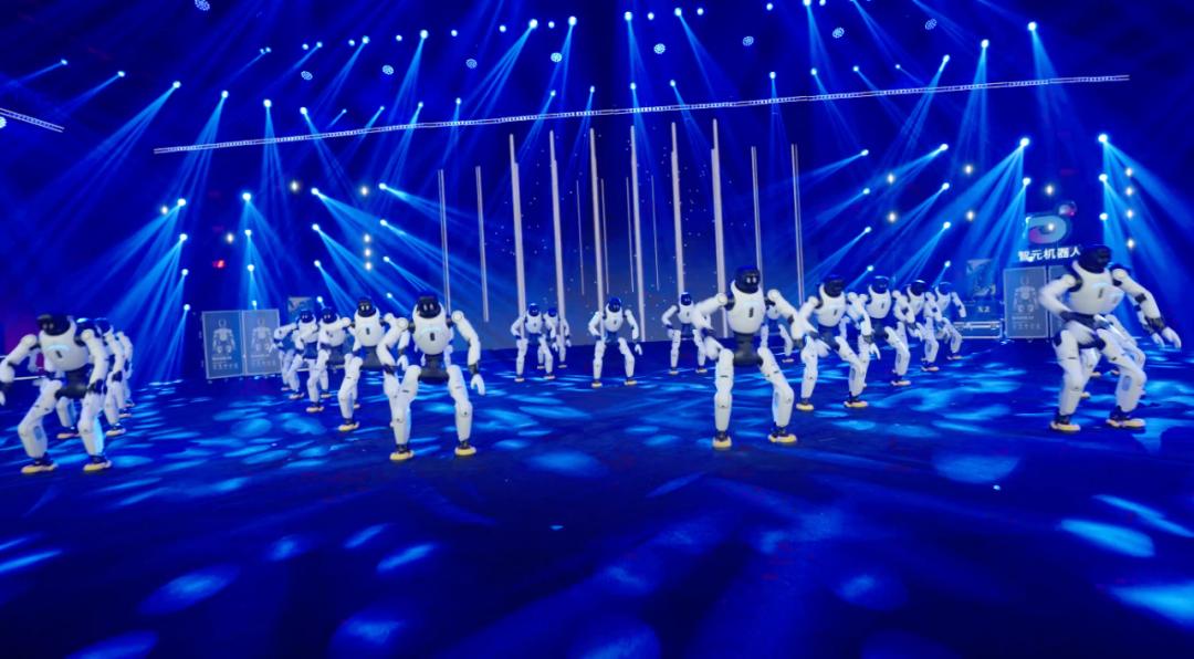 春晚机器人爆红背后:一场关于「非共识」的产业思辨