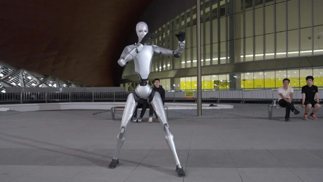 2028,人形机器人的「生死线」
