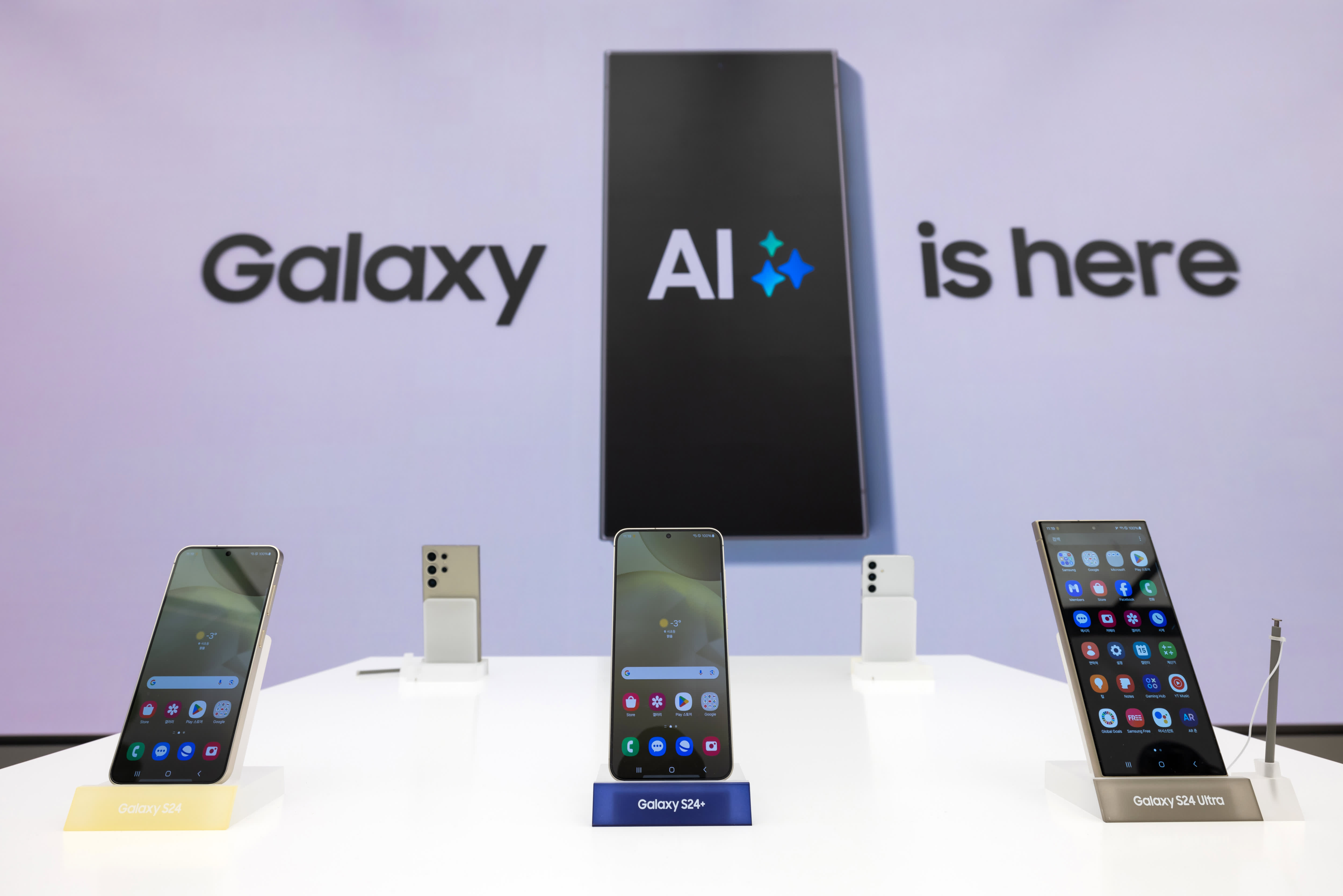 Google Pixel 9最新曝光:All in AI手机,安卓老大哥领衔?