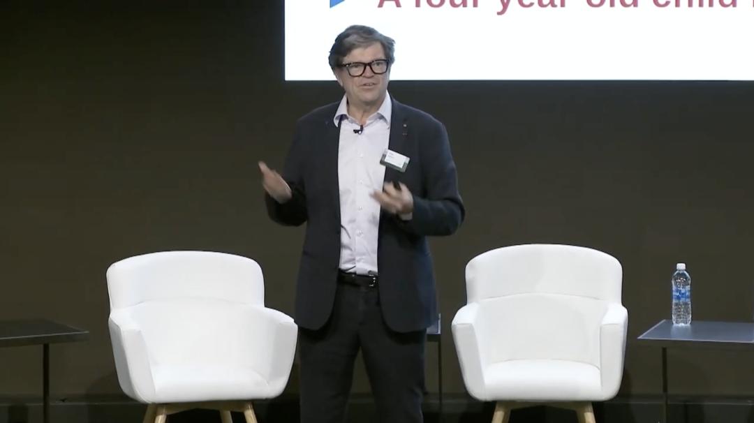 图灵奖得主 Yann LeCun 万字演讲：今天的 AI 比猫还笨，自曝早已放弃大模型