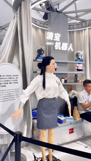 一小时翻译整部《甄嬛传》,AI面试官发offer……在杭州看AI落地的1000种玩法
