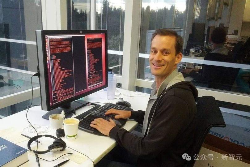 Jeff Dean亲授职业秘籍,力荐计算机,编码改变全世界