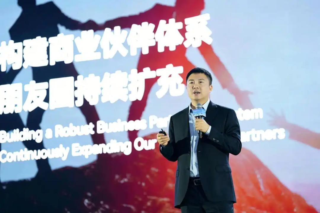 首席科学家“消失”,智元IPO的三重罗生门