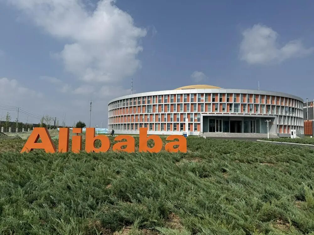 中国算力新版图：训练西迁、推理东沉
