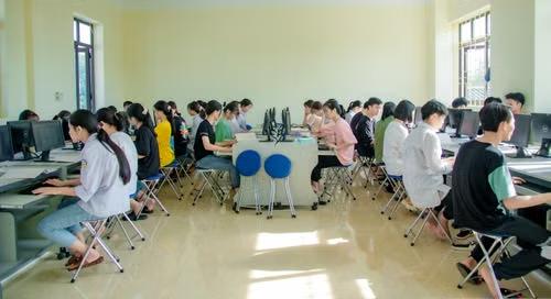 万元AI研学营，正在批量收割家长